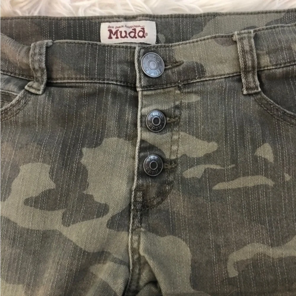 Mudd Camouflage Mini 3 Button Shorts